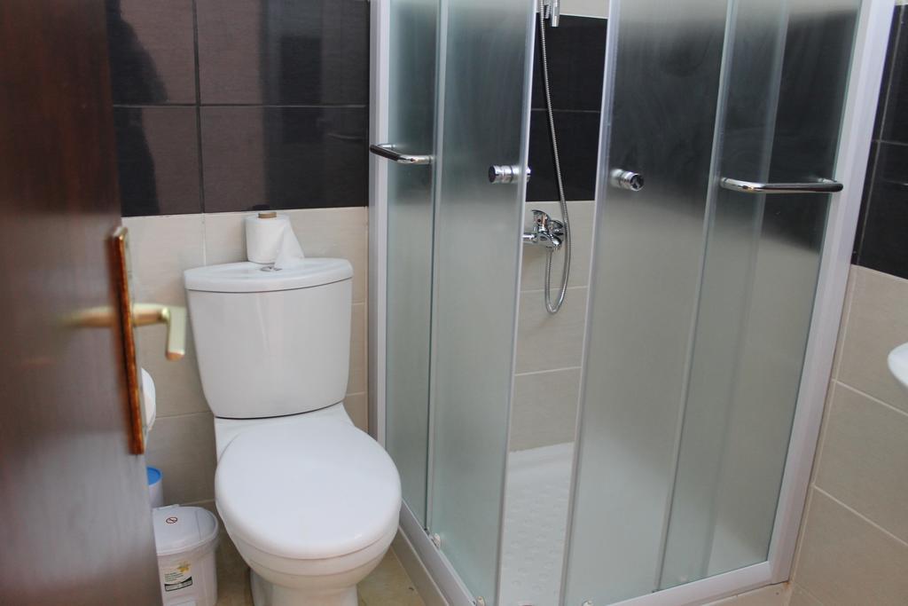 Tiffany City Apartments Larnaca Bagian luar foto