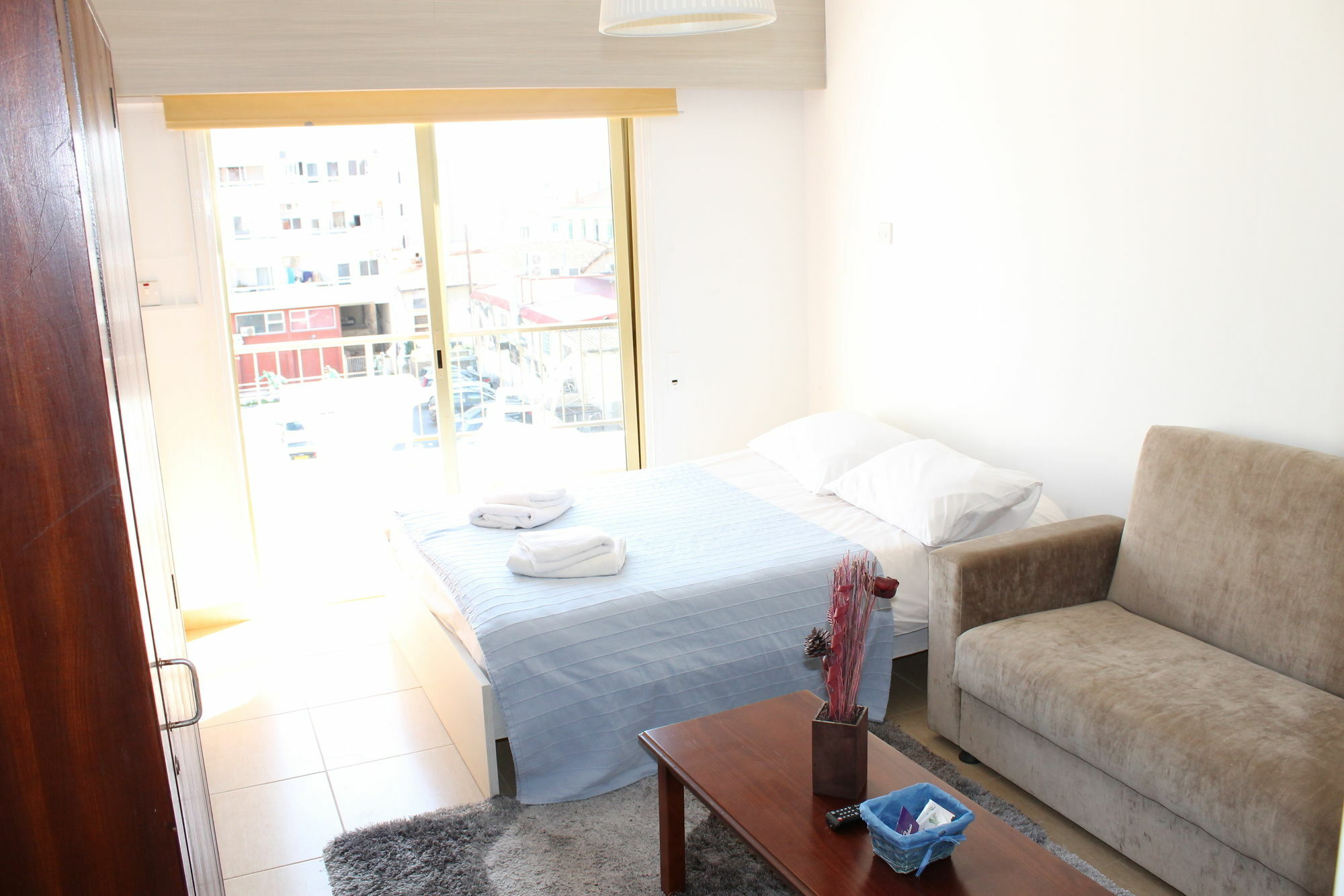 Tiffany City Apartments Larnaca Bagian luar foto