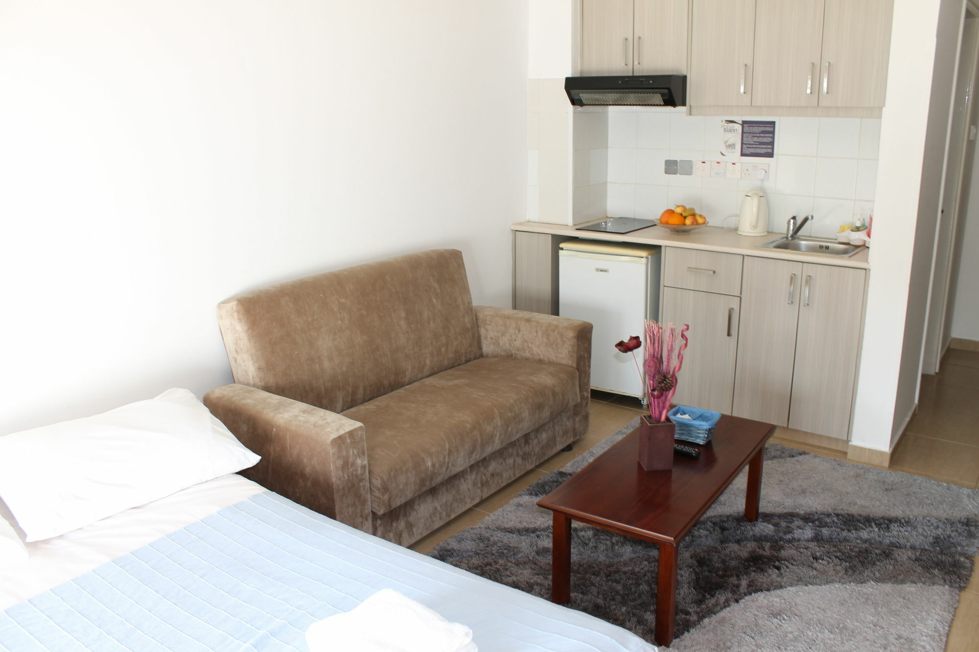 Tiffany City Apartments Larnaca Bagian luar foto