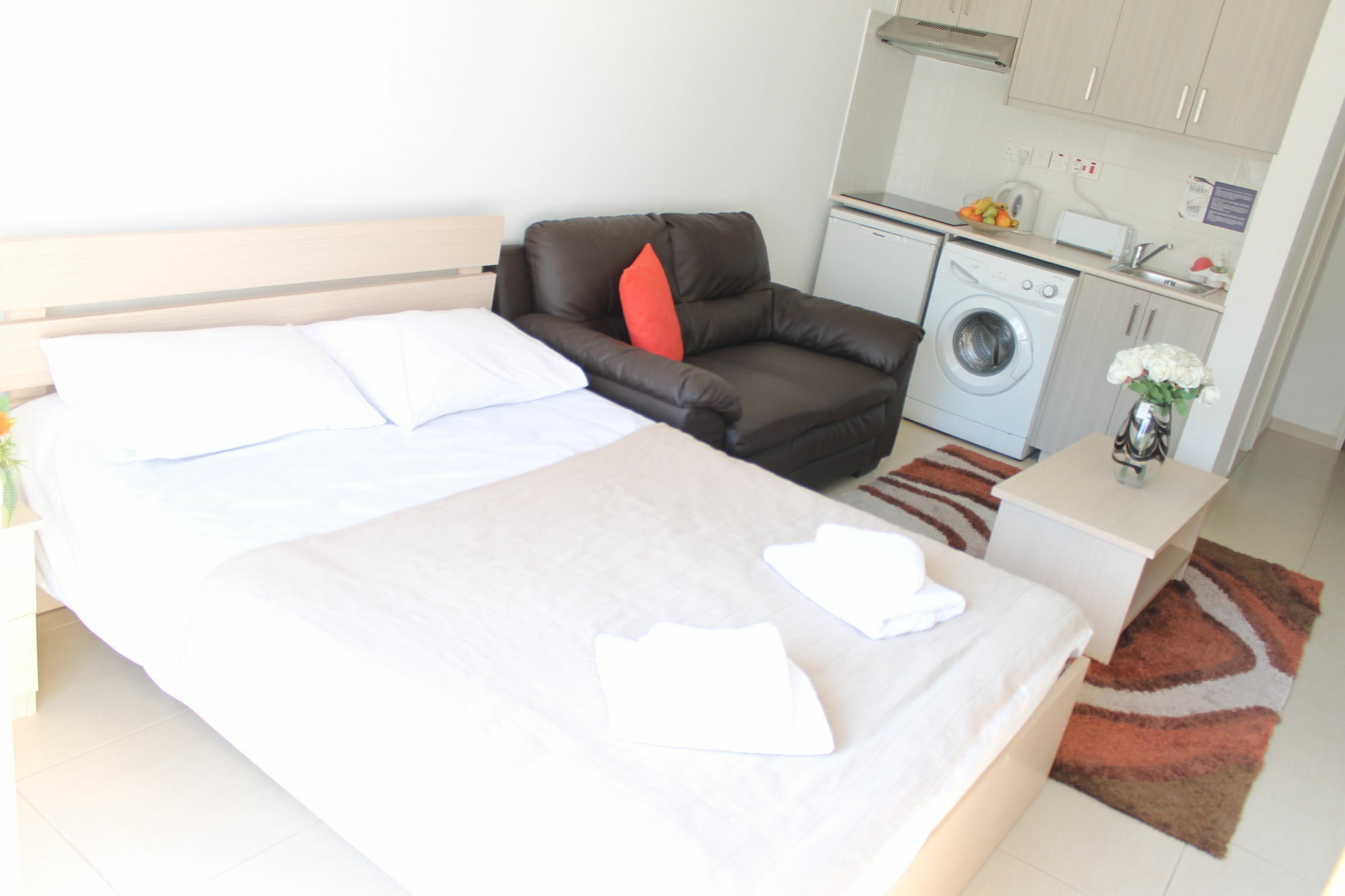 Tiffany City Apartments Larnaca Bagian luar foto